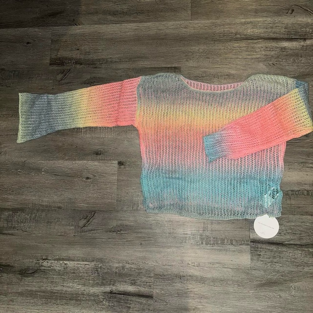 Super Cute BRAND NEW 🏷️ Rainbow Sweater! Size Small